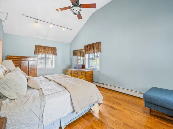 86-49 Dunton Street image 20 of 29