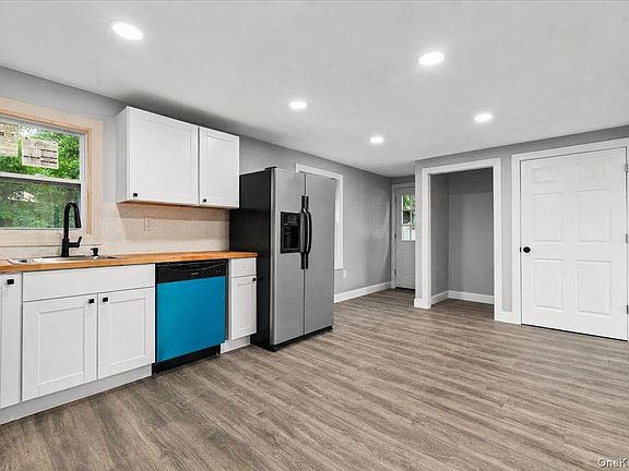 5th image of 12 Lewis Street