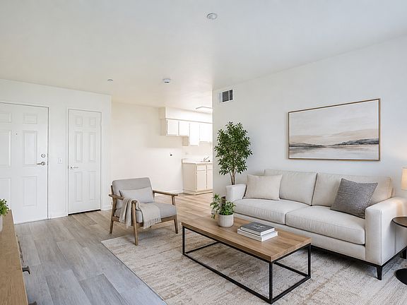 3rd image of 32404 Penrose St #304