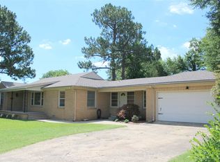 1004 Cottonwood St, Ardmore, OK 73401