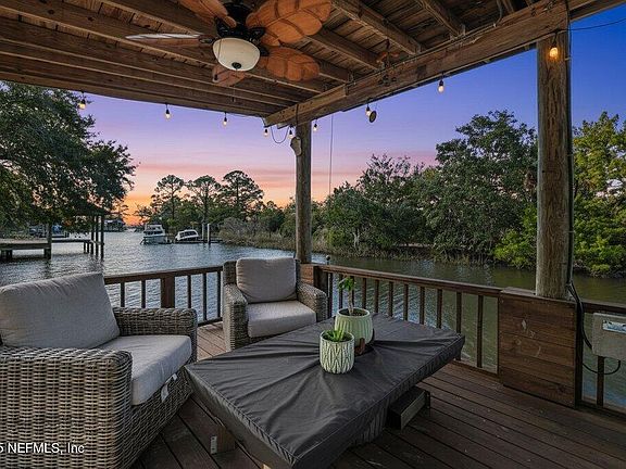 3rd image of 16214 SHARK Road W