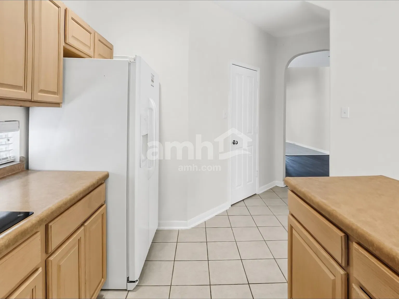 3 bed, 2.5 bath, 3021 sqft, $2,525 — Photo 4