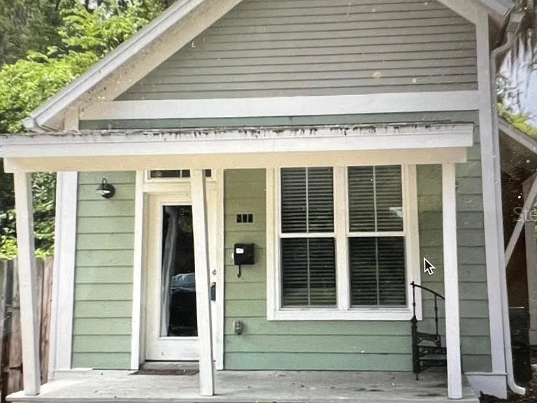 727 NW 4th Ave — Photo 1