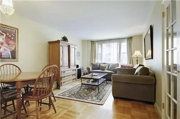 Sold by essential NEW YORK Real Estate | media 2