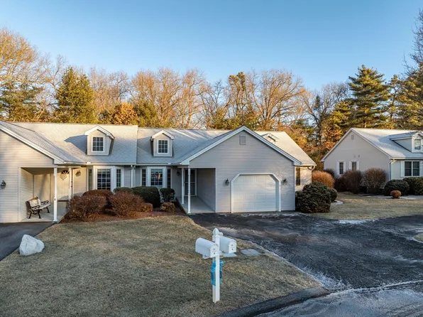 5 Southwood Cir Unit 5, Hampden, MA 01036