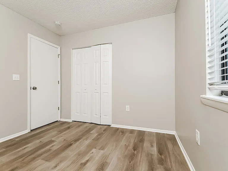 2912 Crane Ave — Photo 20
