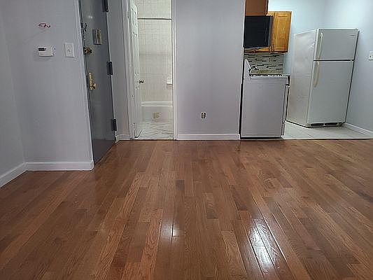 1st image of 2256 Pacific St Floor 1