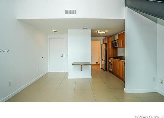 4th image of 300 S Biscayne Blvd APT 404