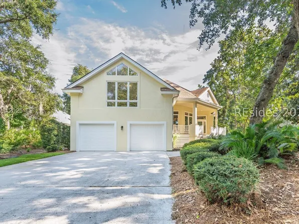 28 Heath Dr, Hilton Head Island, SC 29928