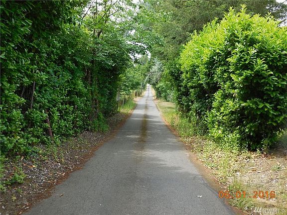 2nd image of 4520 32nd Ln SE