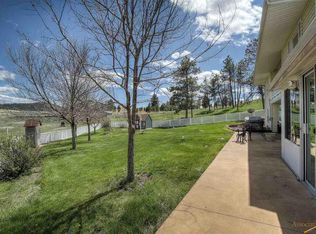 27620 Cascade Rd, Hot Springs, SD 57747