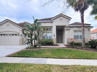 8329 Windsor Bluff Dr, Tampa, FL 33647