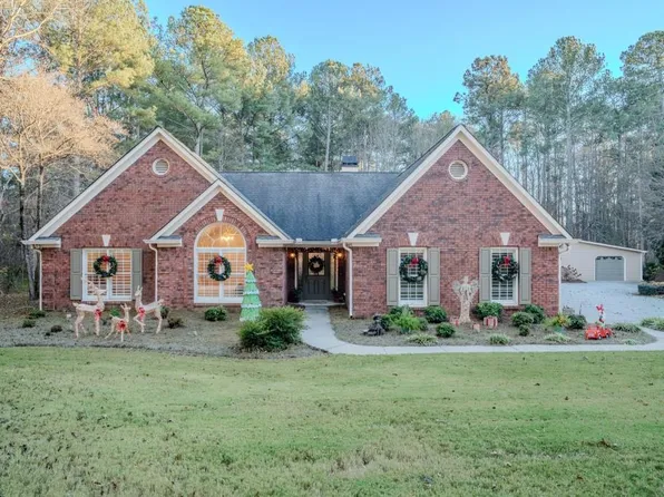 455 Herring Rd, Grayson, GA 30017