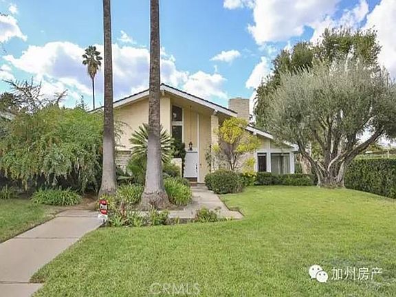 2nd image of 605 Sierra Madre Blvd