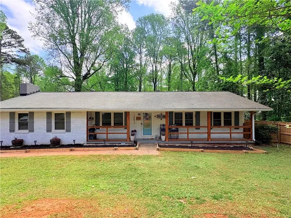 768 Swan Lake Rd, Stockbridge, GA 30281