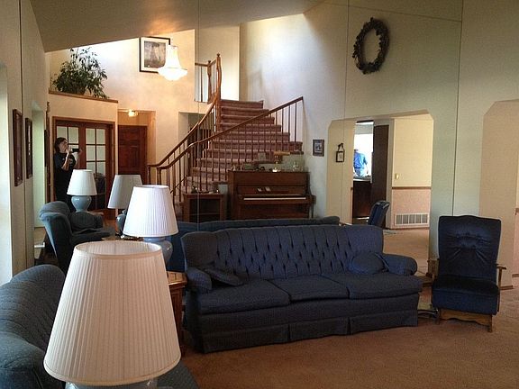 Living Room and Entry