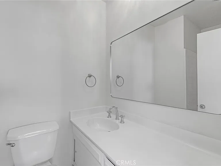5142 Zelzah Ave #25 — Photo 12