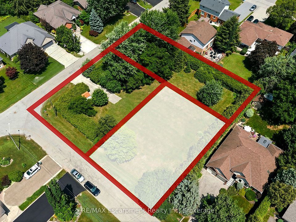 1st image of 1B Westview Cres