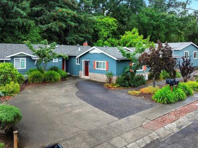 615 Antonio Street, Cloverdale, CA, 95425