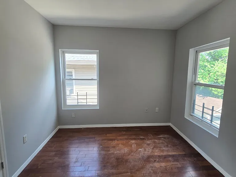 406 Park Ave #4AA — Photo 4
