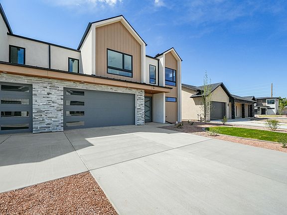 3rd image of 367 Toms Canyon Dr