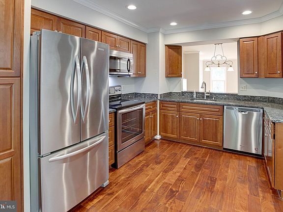 2nd image of 14037 Betsy Ross Ln