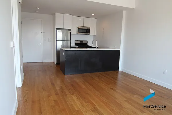 Rented by FirstService Realty (legacy) | media 40