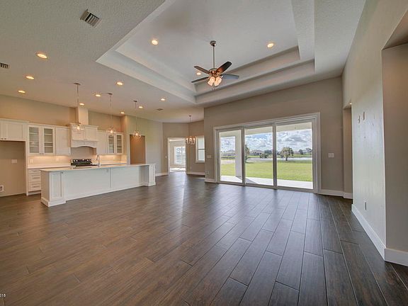 4th image of 3814 Province Dr