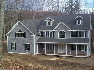 17 Deerwoods Ln, New Milford, CT 06776