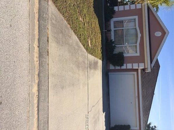 1st image of 406 Rollins Dr