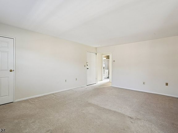 4th image of 19 Savage Rd, B6 BLDG B #6