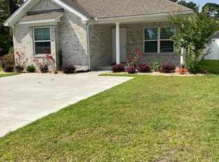 1452 Gardener Rd, Florence, SC 29501