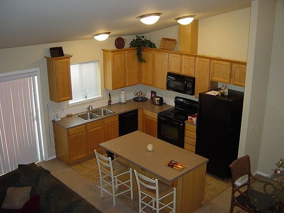 5th image of 3646 Tribute Ave E