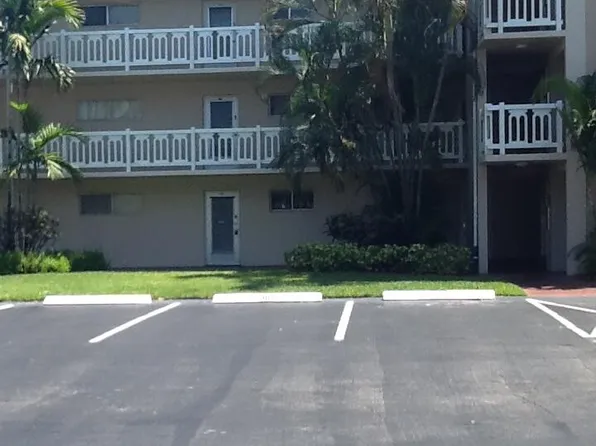 2724 S Garden Dr #306, Lake Worth, FL 33461