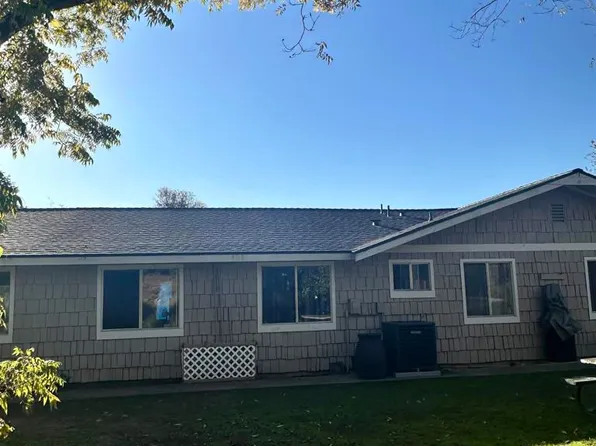 2758 Kauana Loa Dr, Escondido, CA 92029