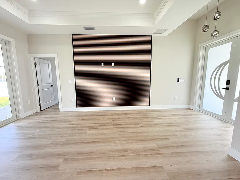 3208 7th St W — Photo 12