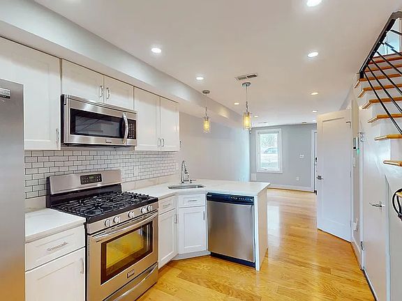 4th image of 660 S Figueroa Street 6001 6068 #4849-5385