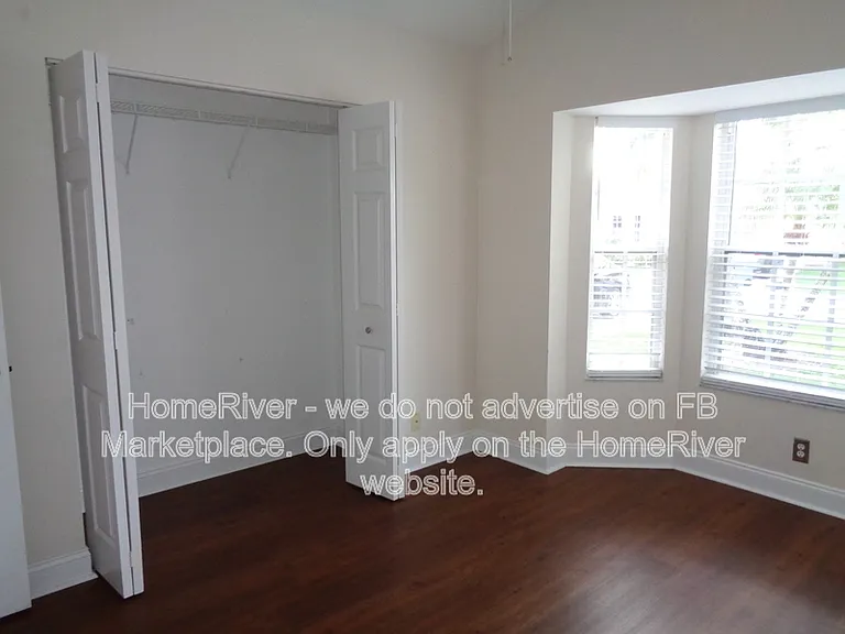 7512 Stirling Bridge Blvd N — Photo 21