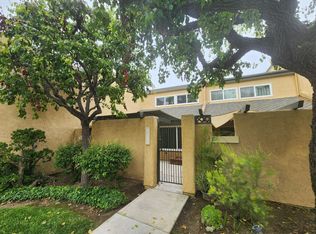 18733 Elmwood Ln, Huntington Beach, CA 92646