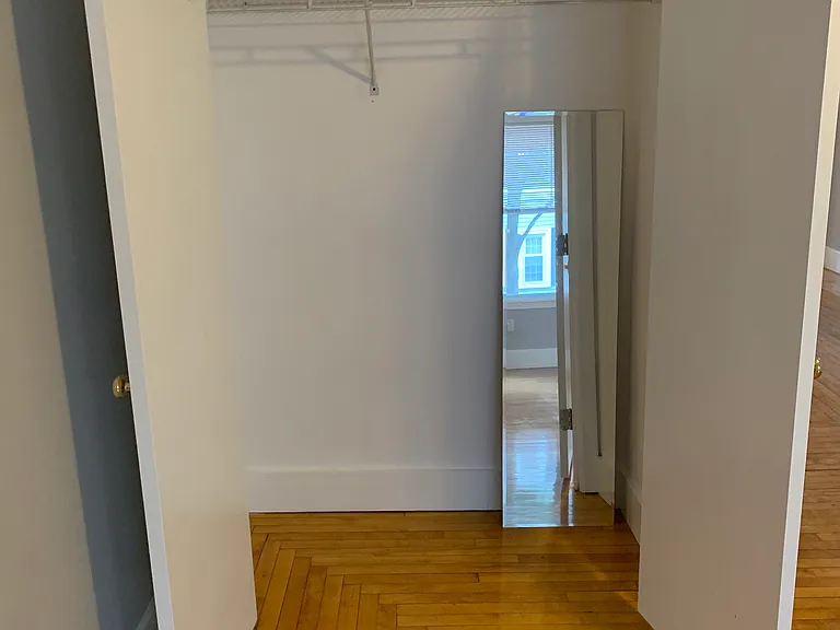 35 Northey St #A — Photo 11