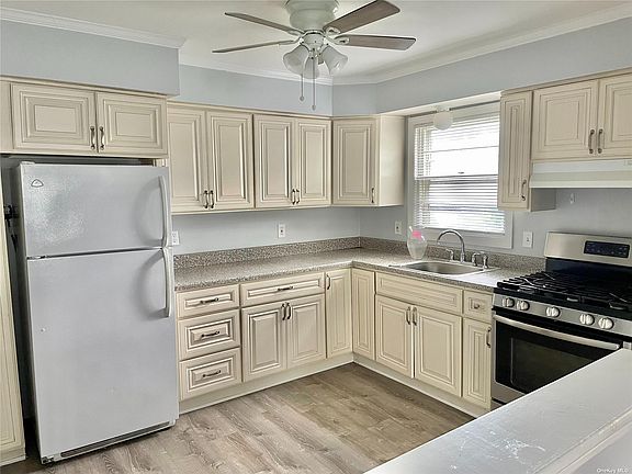 4th image of 26 Lancaster Rd Floor 1