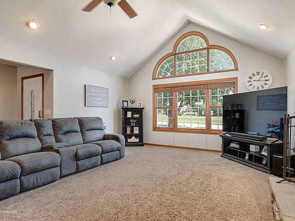 5th image of 1245 Patriot Way