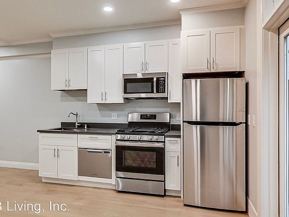 2nd image of 2285 Broadway St Unit B