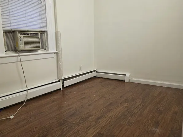 426 Fairmount Avenue image 7 of 14