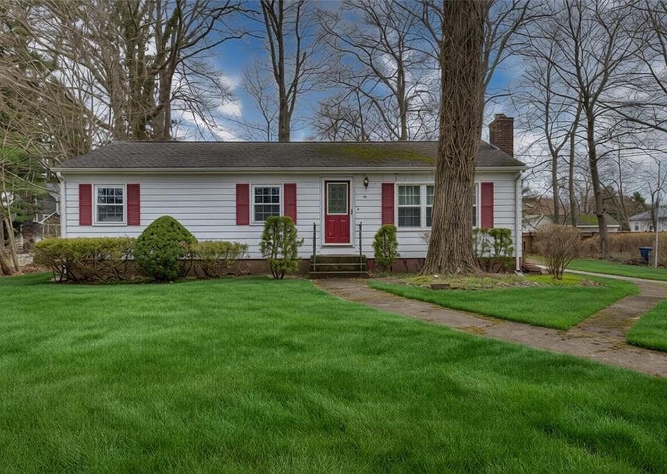 1st image of 86 Lawndale Dr