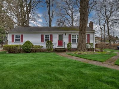 86 Lawndale Dr, Warwick, RI, 02818