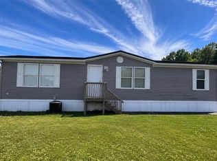 33 High View Dr, Donegal, PA 15628