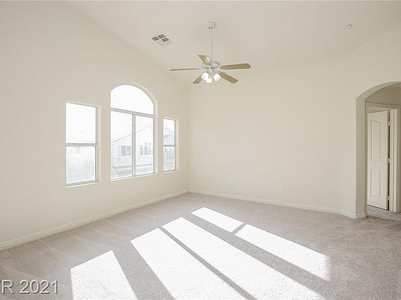 5th image of 6370 Elwood Mead Ave Unit 101