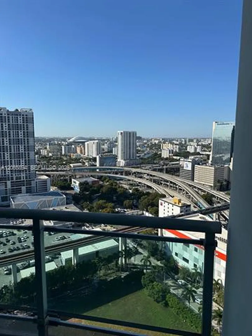 350 S Miami Ave cu-2913, Miami, FL 33130 — Photo 2