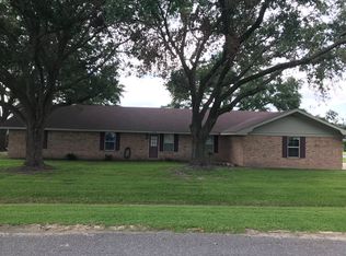 1162 Lola St, Ville Platte, LA 70586